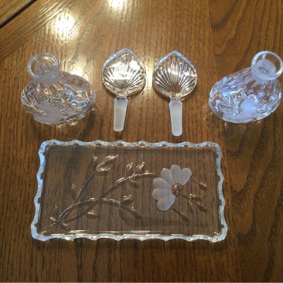5 Piece Vintage 1980s Princess House Lead Crystal Vanity Set - Picture 3 of 5